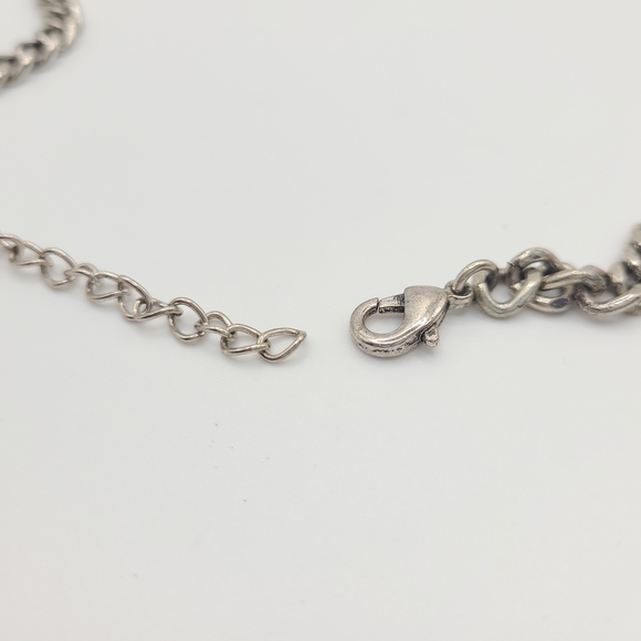 Unique Silver Necklace - Picture 4 of 4